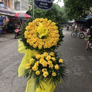Hoa chia buồn CB18